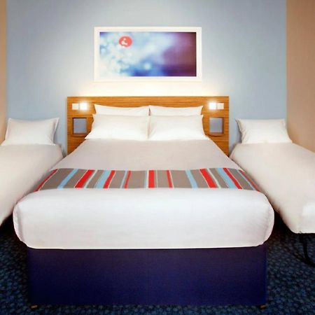 Travelodge Manchester Birch M62 Eastbound Heywood Bagian luar foto